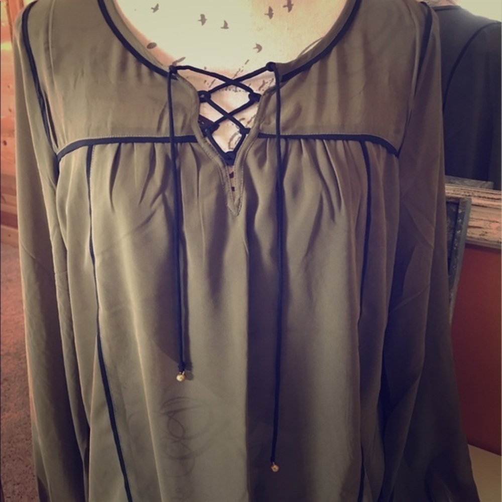 NWT Abercrombie & Fitch Green Peasant Blouse Small